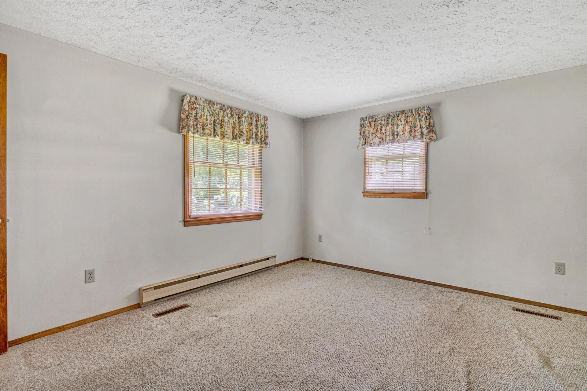 309 JACKS CREEK RD - Photo 12