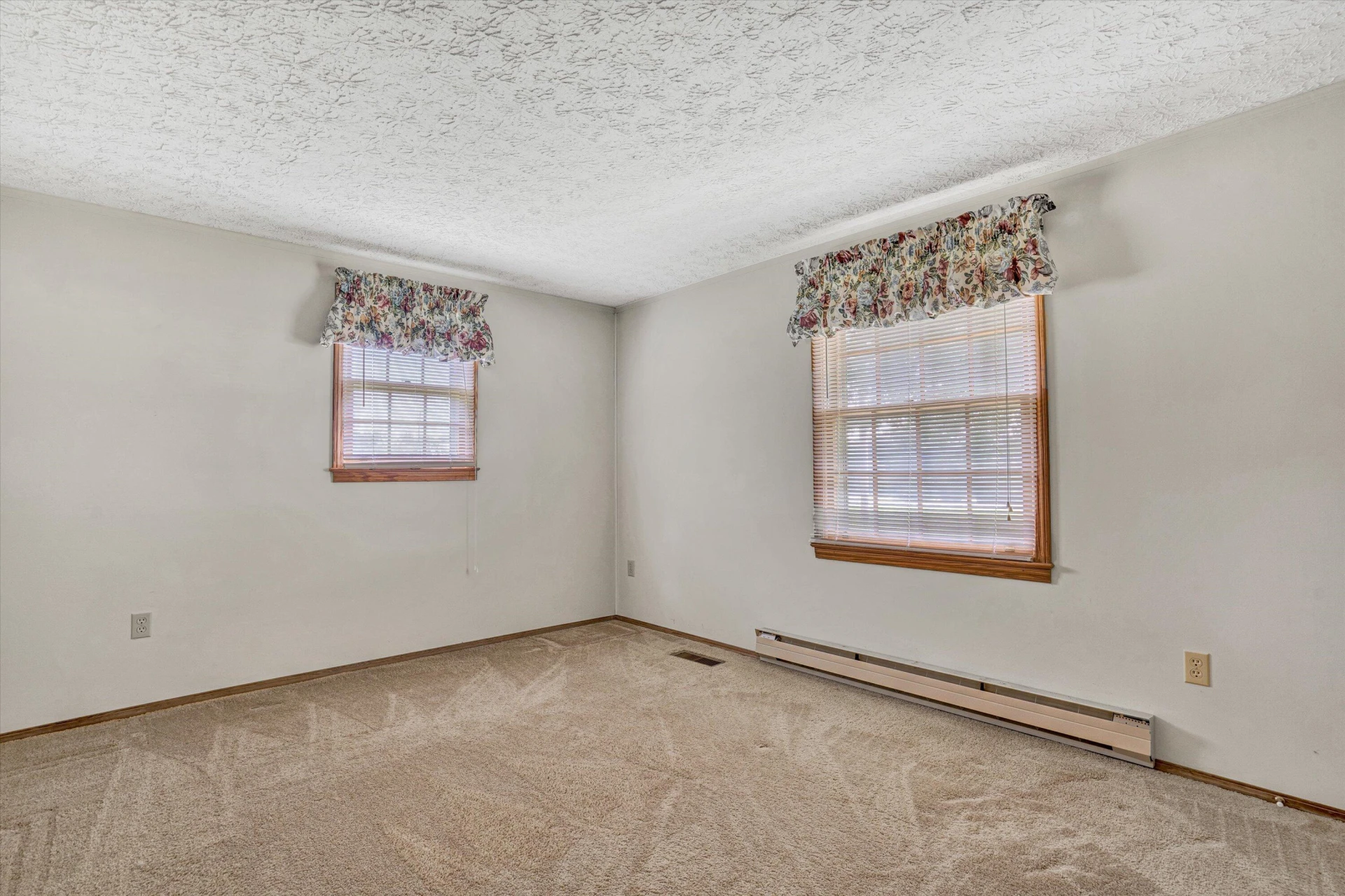 309 JACKS CREEK RD - Photo 15