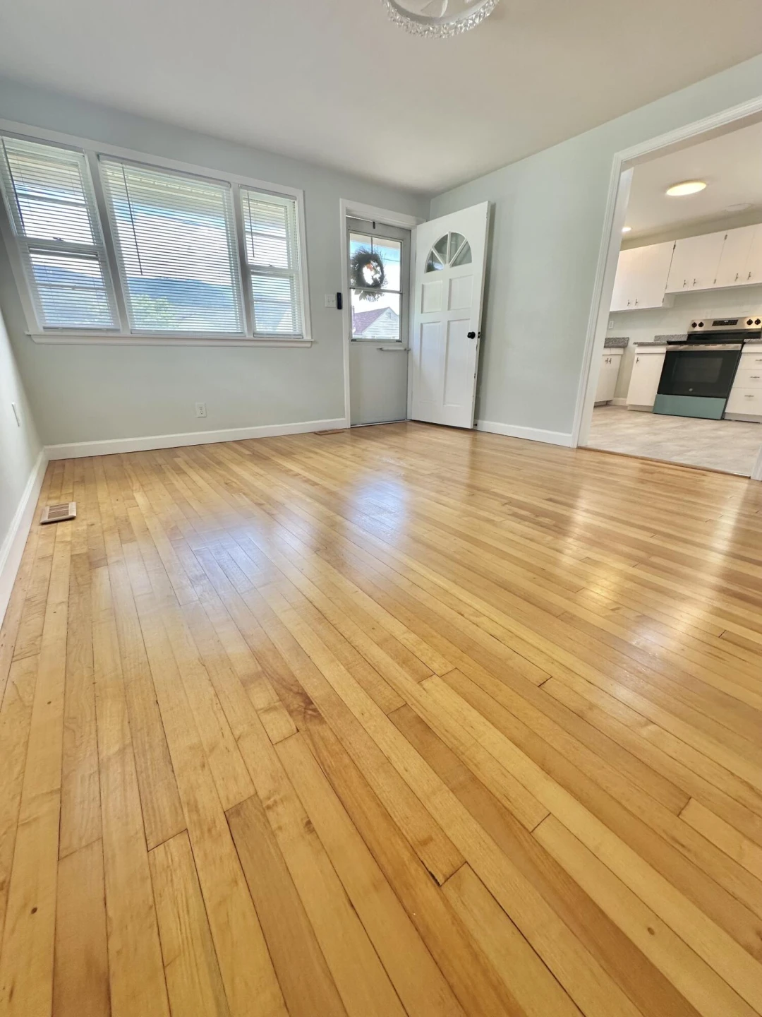 312 Phillip ST - Photo 15