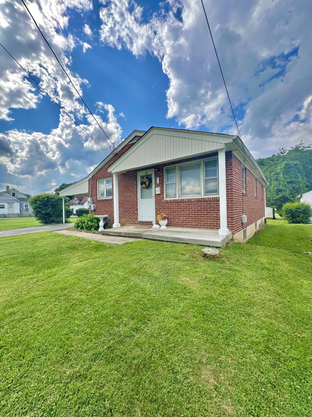 312 Phillip ST - Photo 3