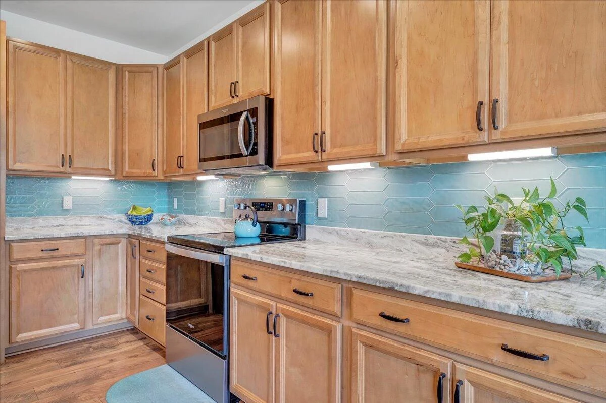 2153 Kings Walk DR - Photo 18