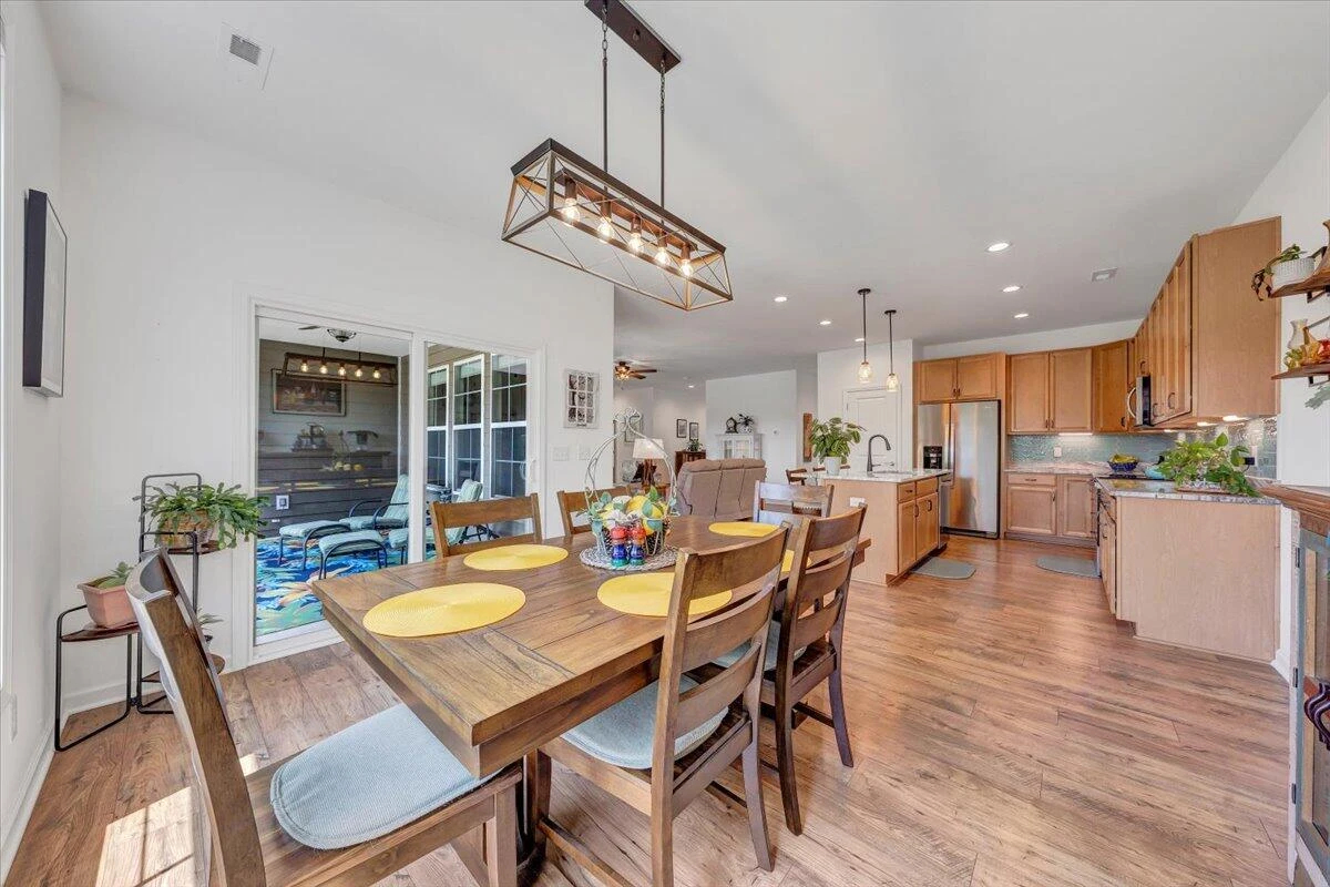2153 Kings Walk DR - Photo 21