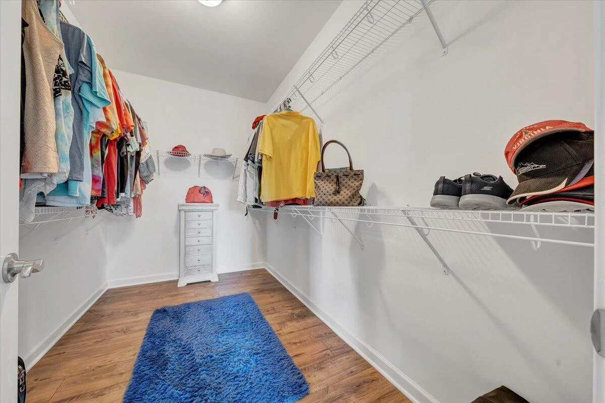 2153 Kings Walk DR - Photo 31