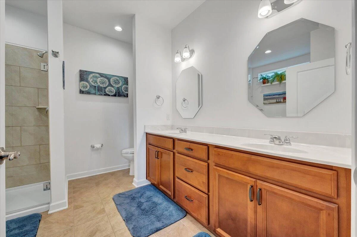 2153 Kings Walk DR - Photo 32
