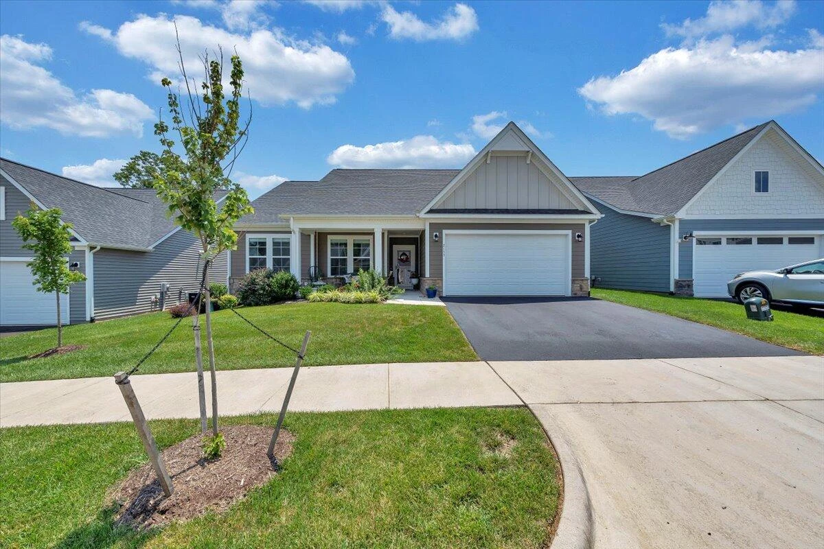 2153 Kings Walk DR - Photo 36