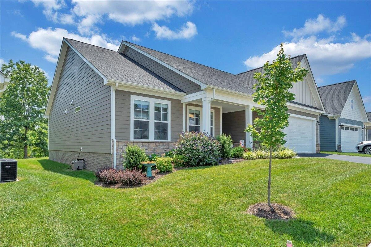 2153 Kings Walk DR - Photo 40