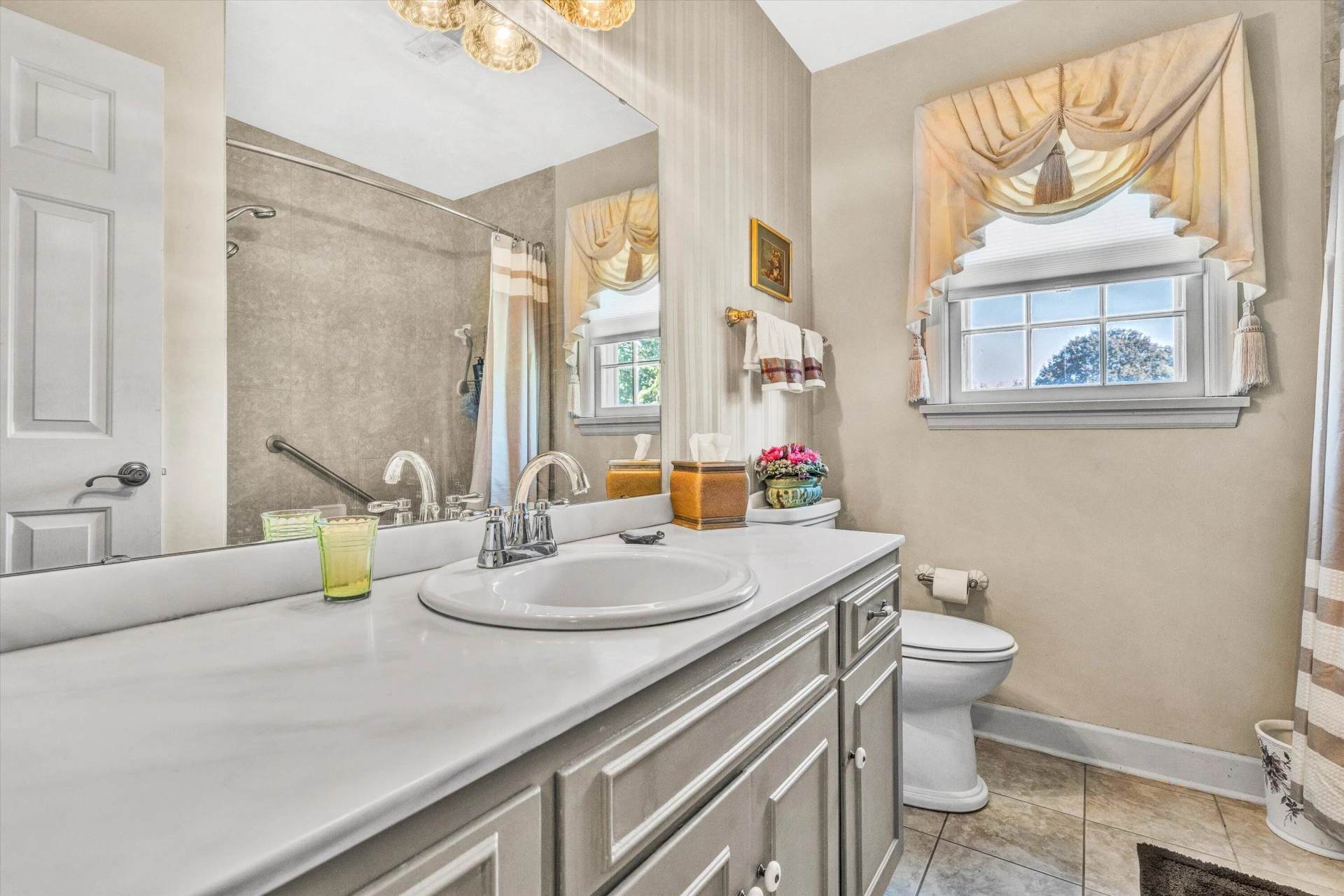 5427 Sheila LN - Photo 18
