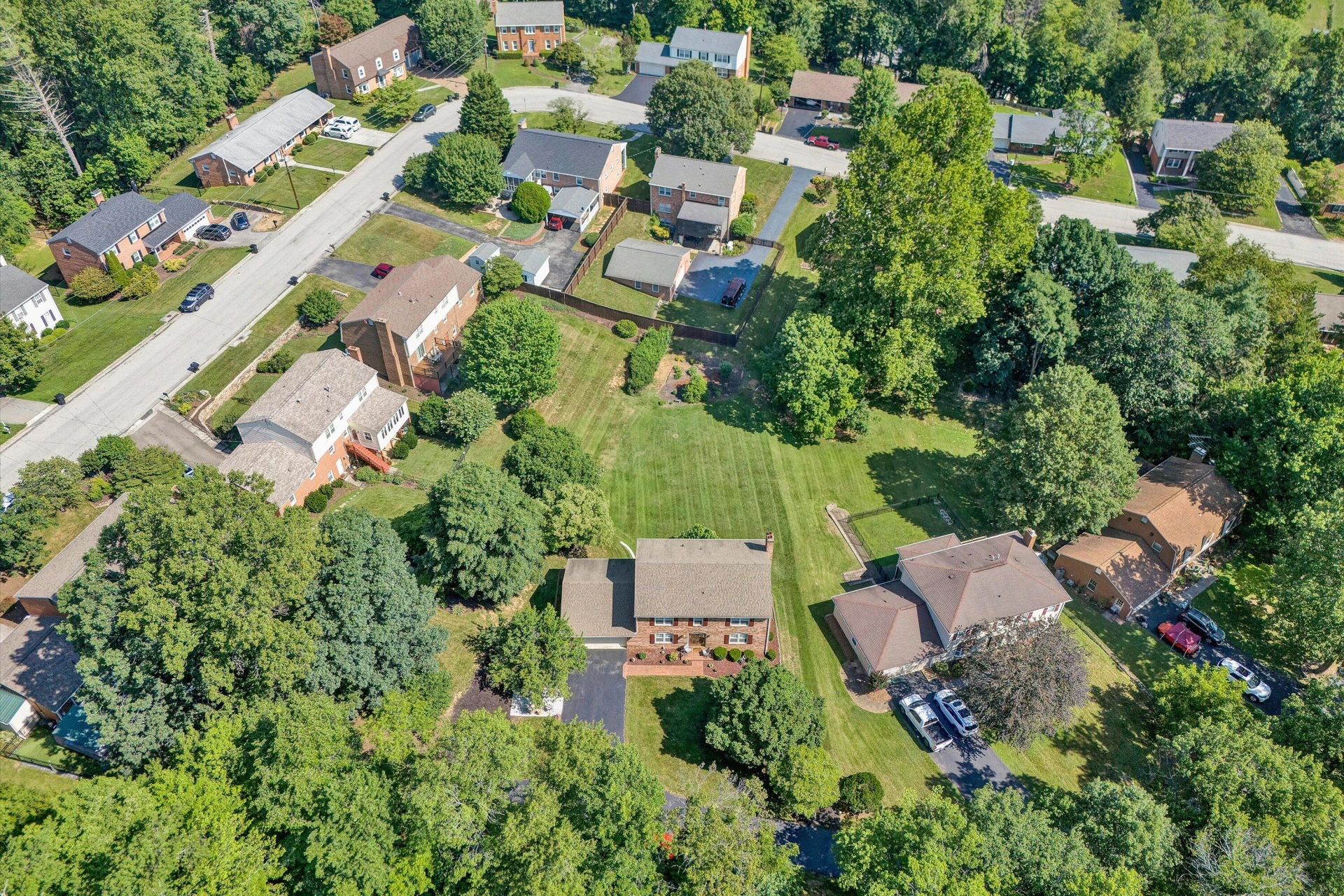 5427 Sheila LN - Photo 43