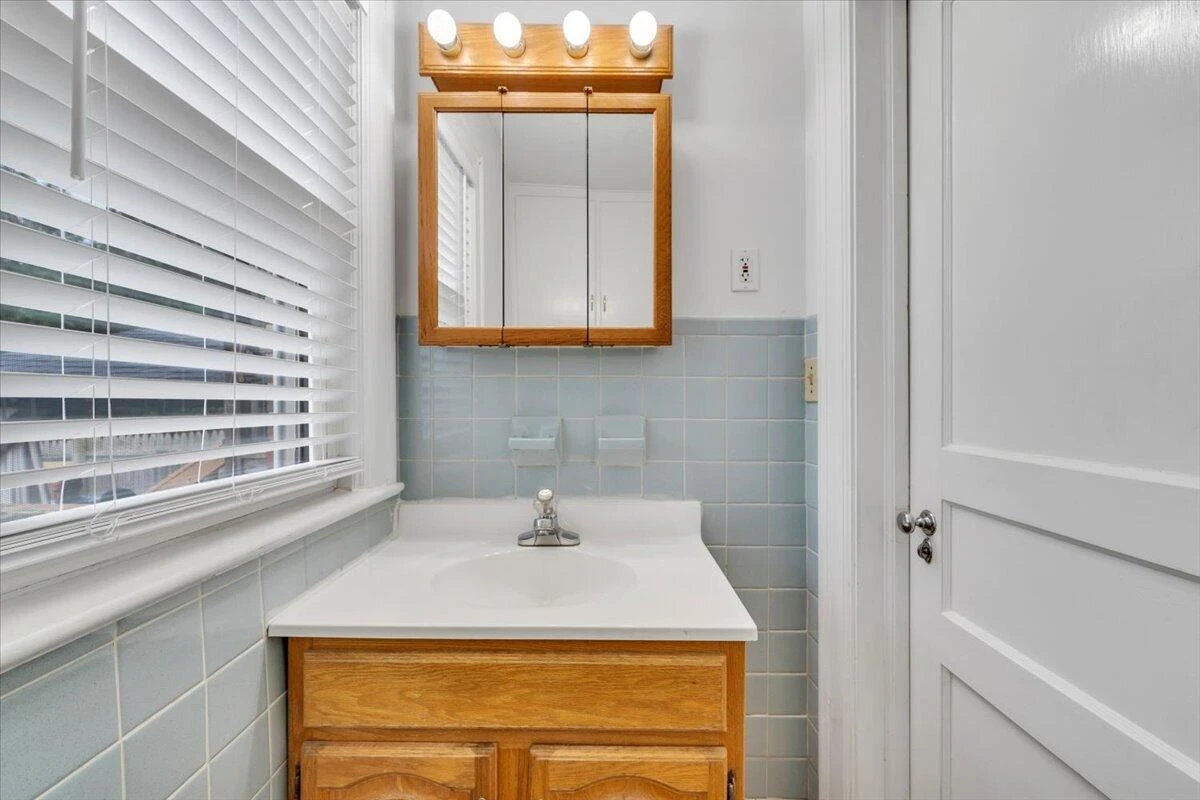 2521 Floraland DR - Photo 17