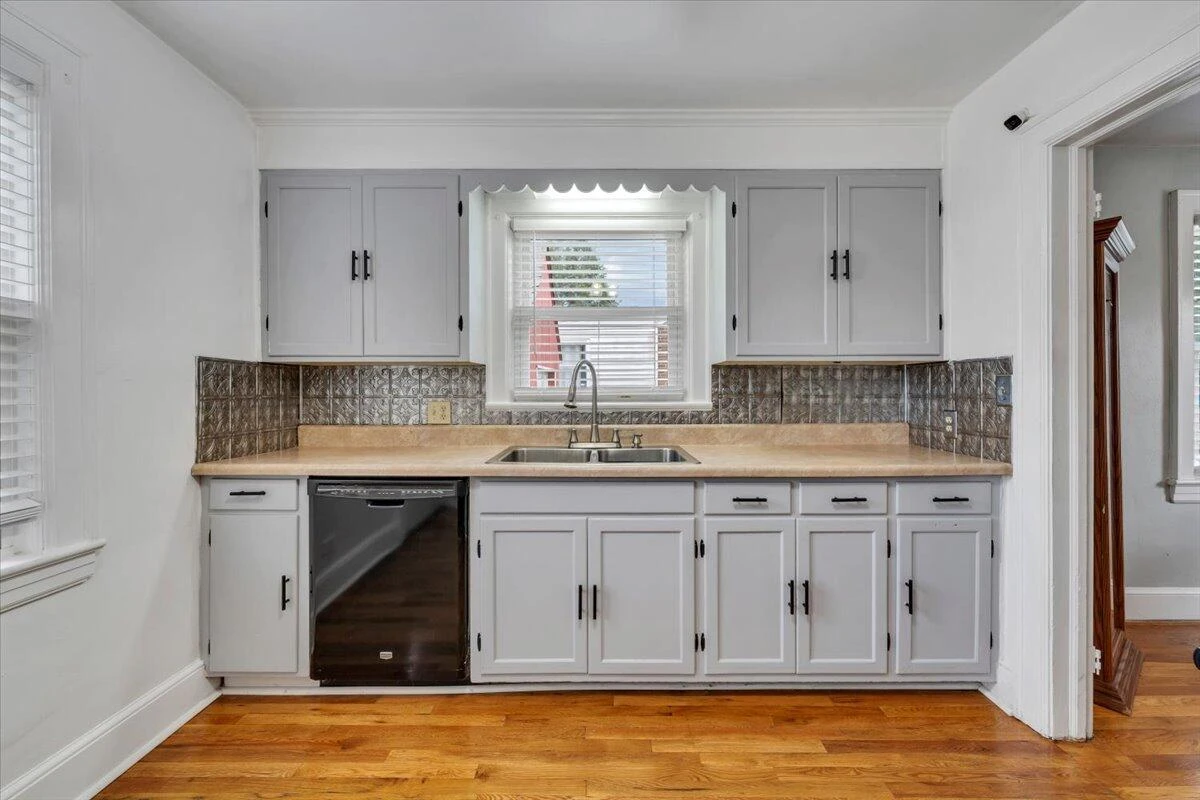 2521 Floraland DR - Photo 11