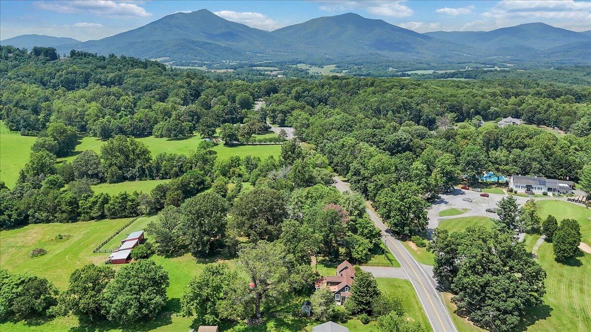 3562 Peaks RD - Photo 34