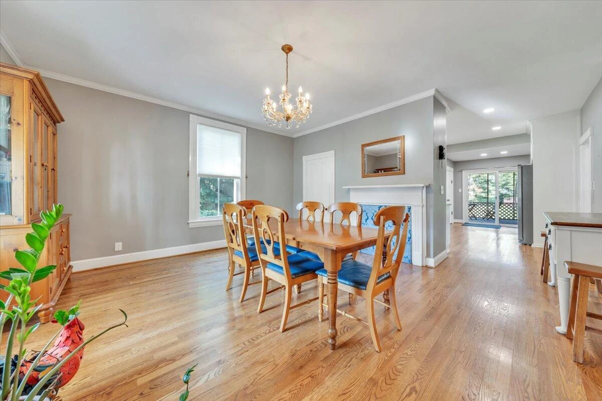 327 Broad ST - Photo 15