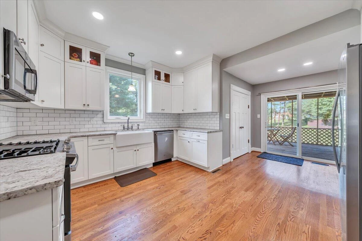 327 Broad ST - Photo 23