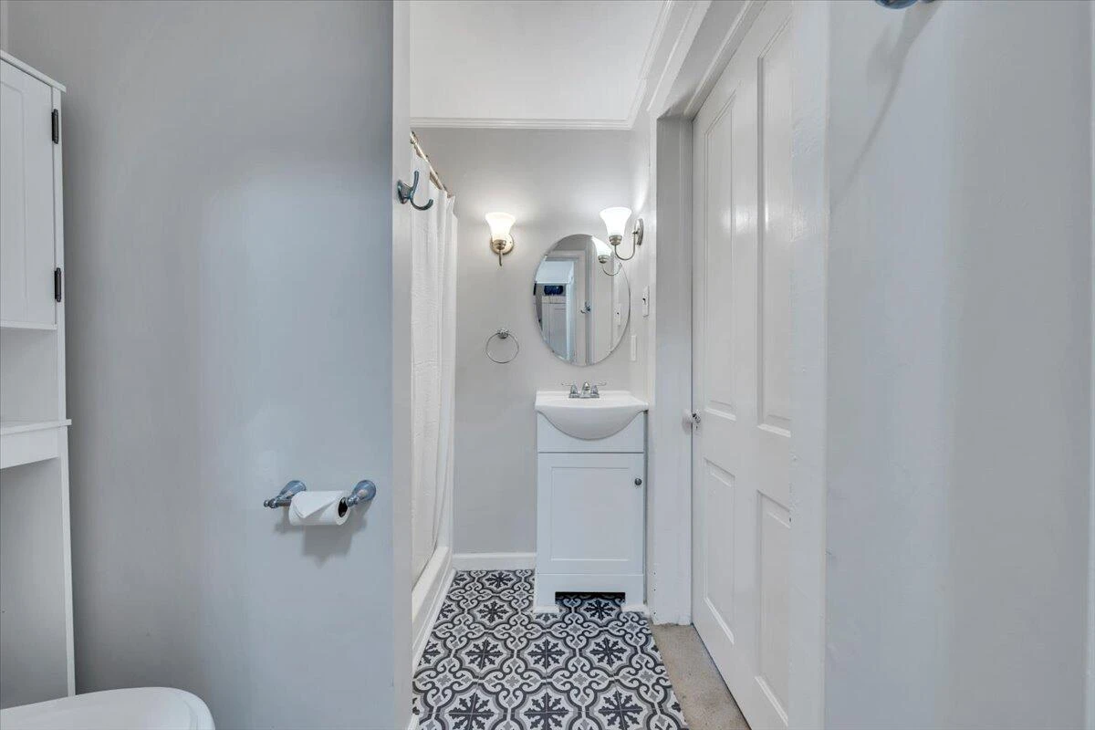 327 Broad ST - Photo 27