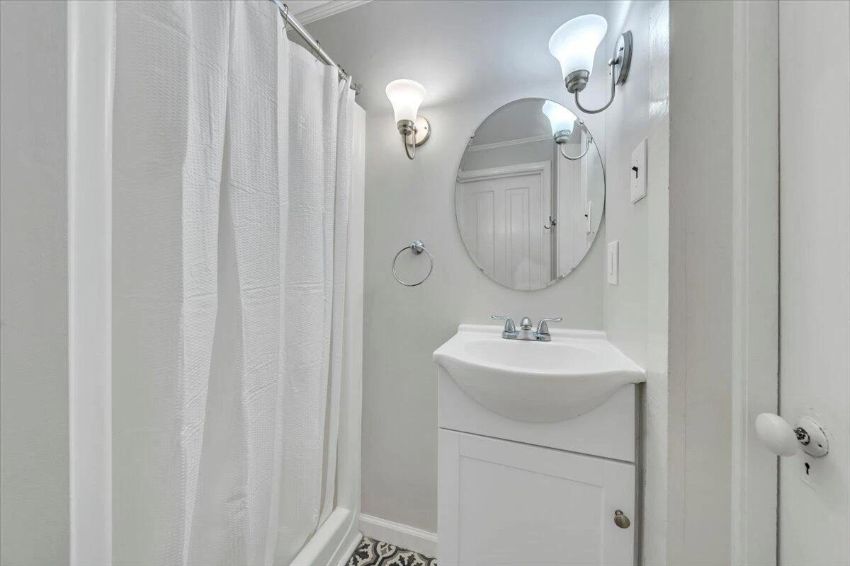 327 Broad ST - Photo 28