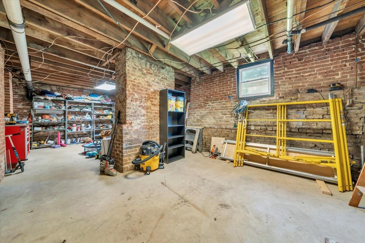 327 Broad ST - Photo 47