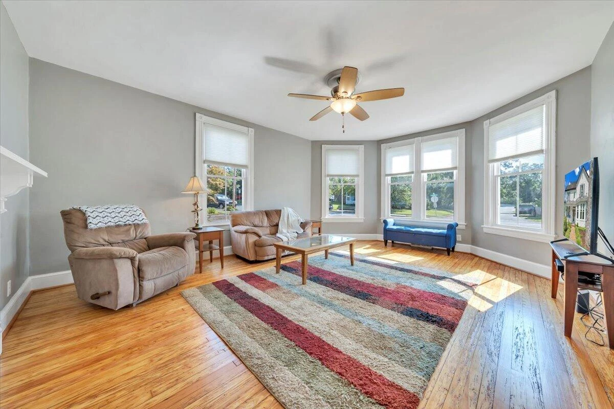 327 Broad ST - Photo 6