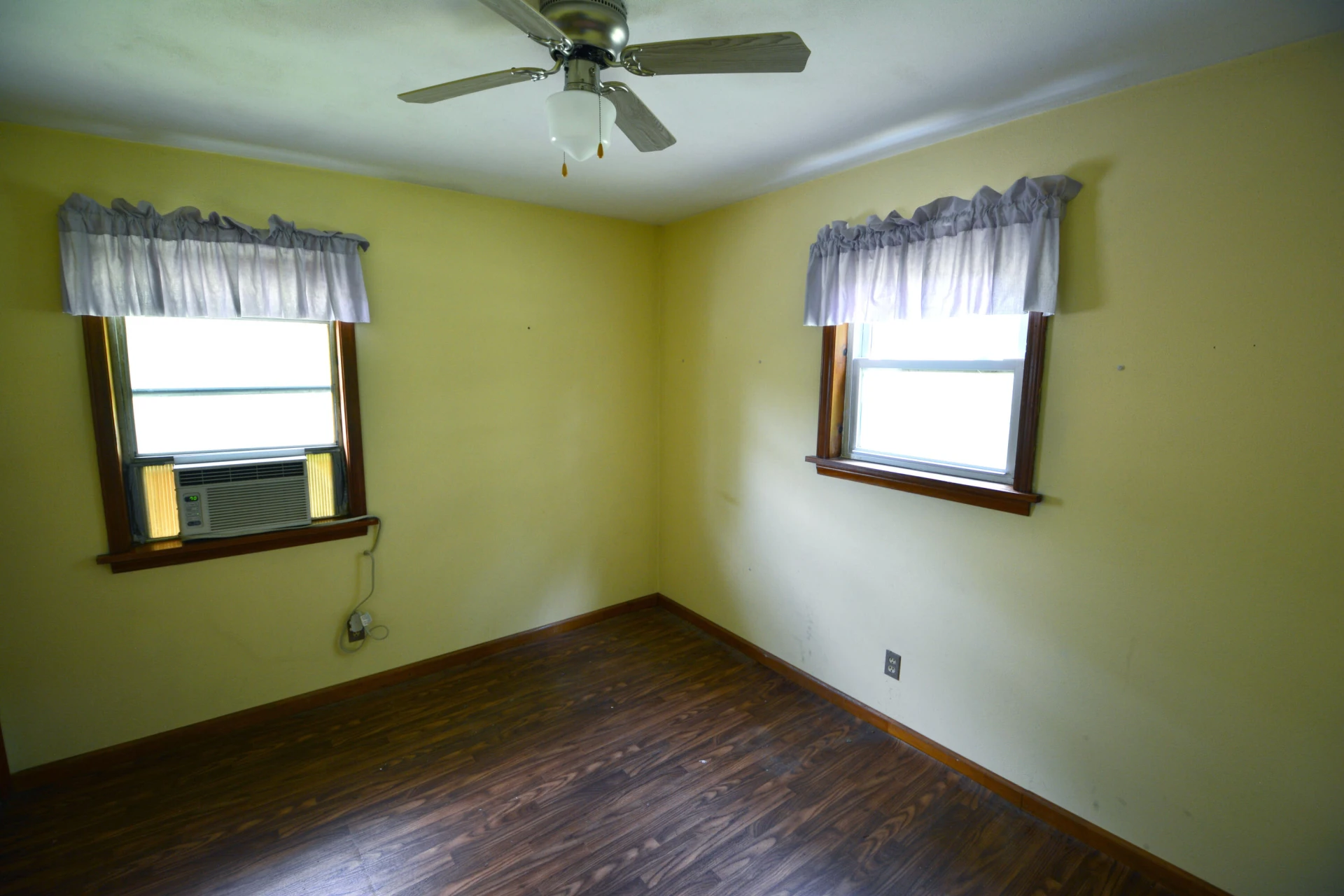 48 Monarch ST - Photo 13