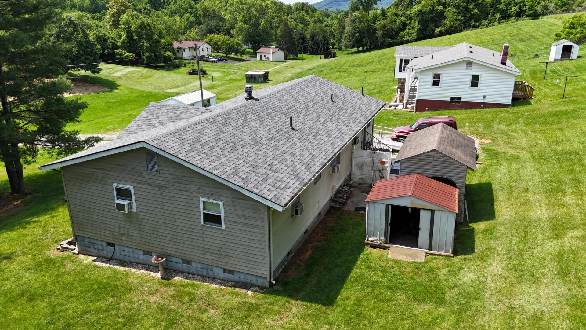 48 Monarch ST - Photo 2