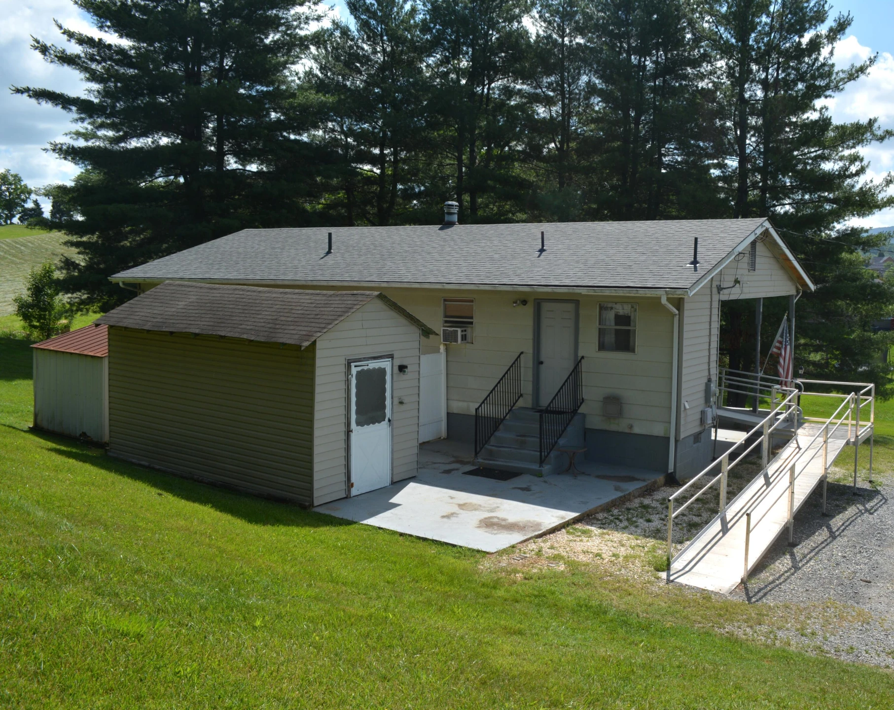 48 Monarch ST - Photo 5