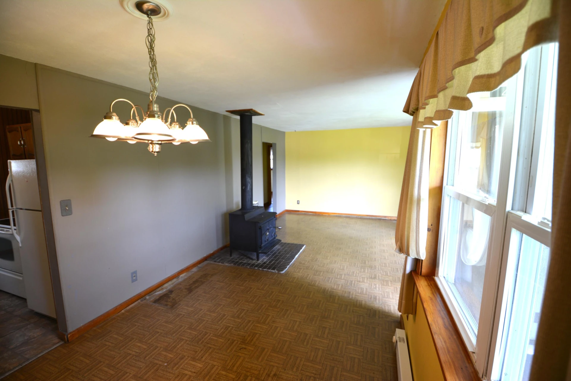 48 Monarch ST - Photo 8