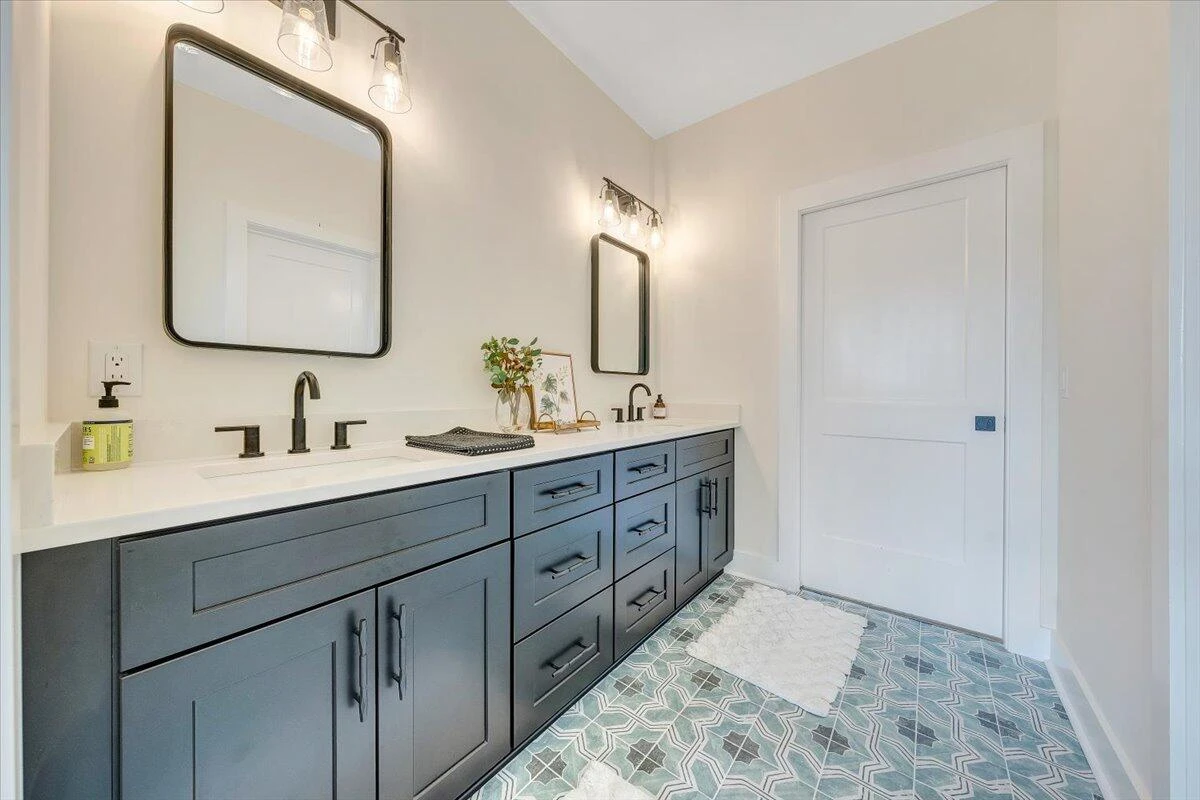 1051 Golf View CT - Photo 46
