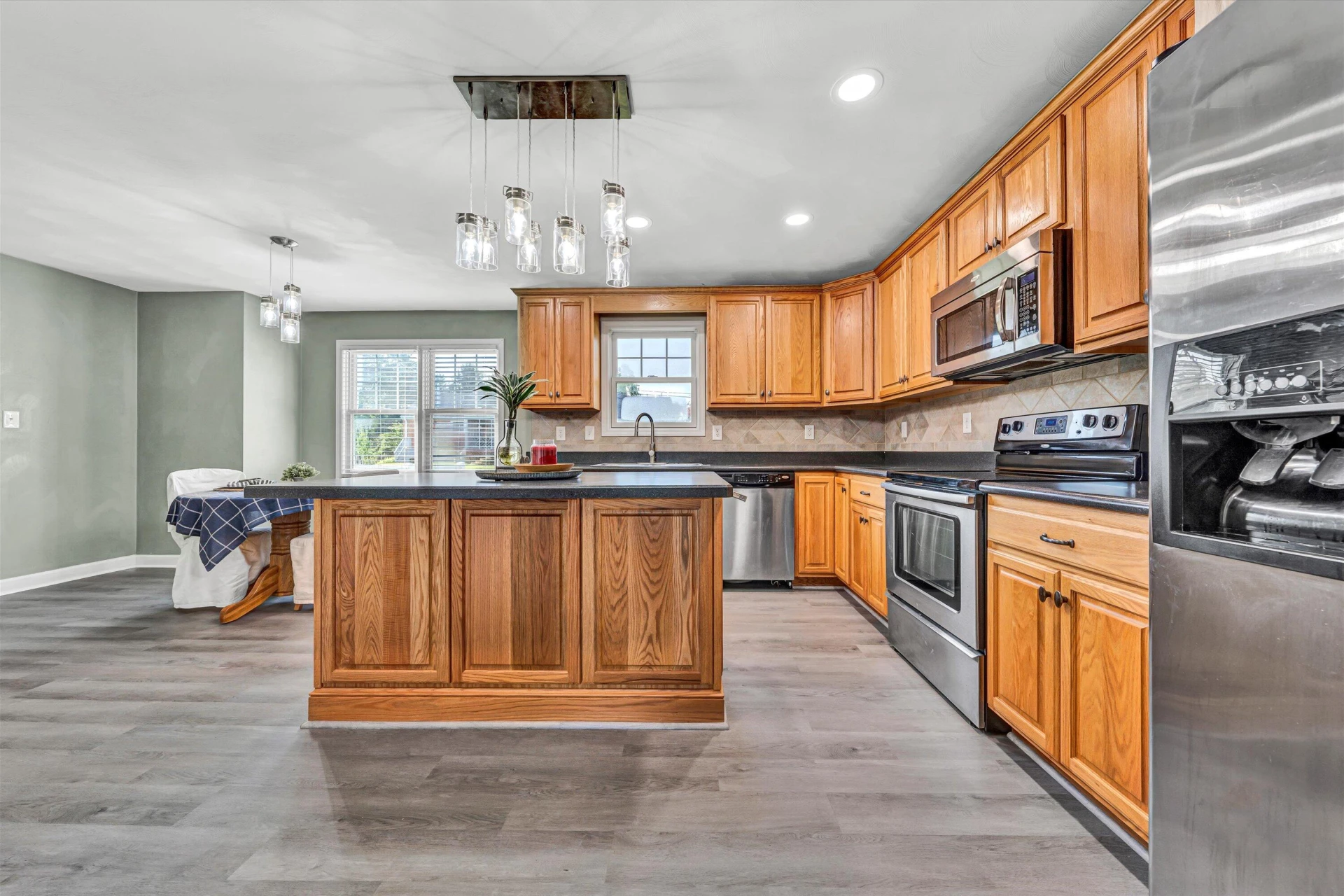 247 Ivy LN - Photo 12