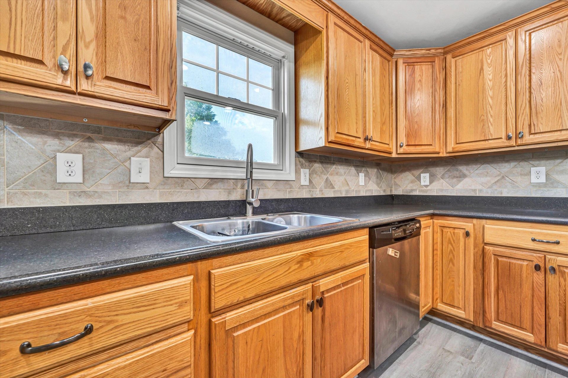 247 Ivy LN - Photo 14