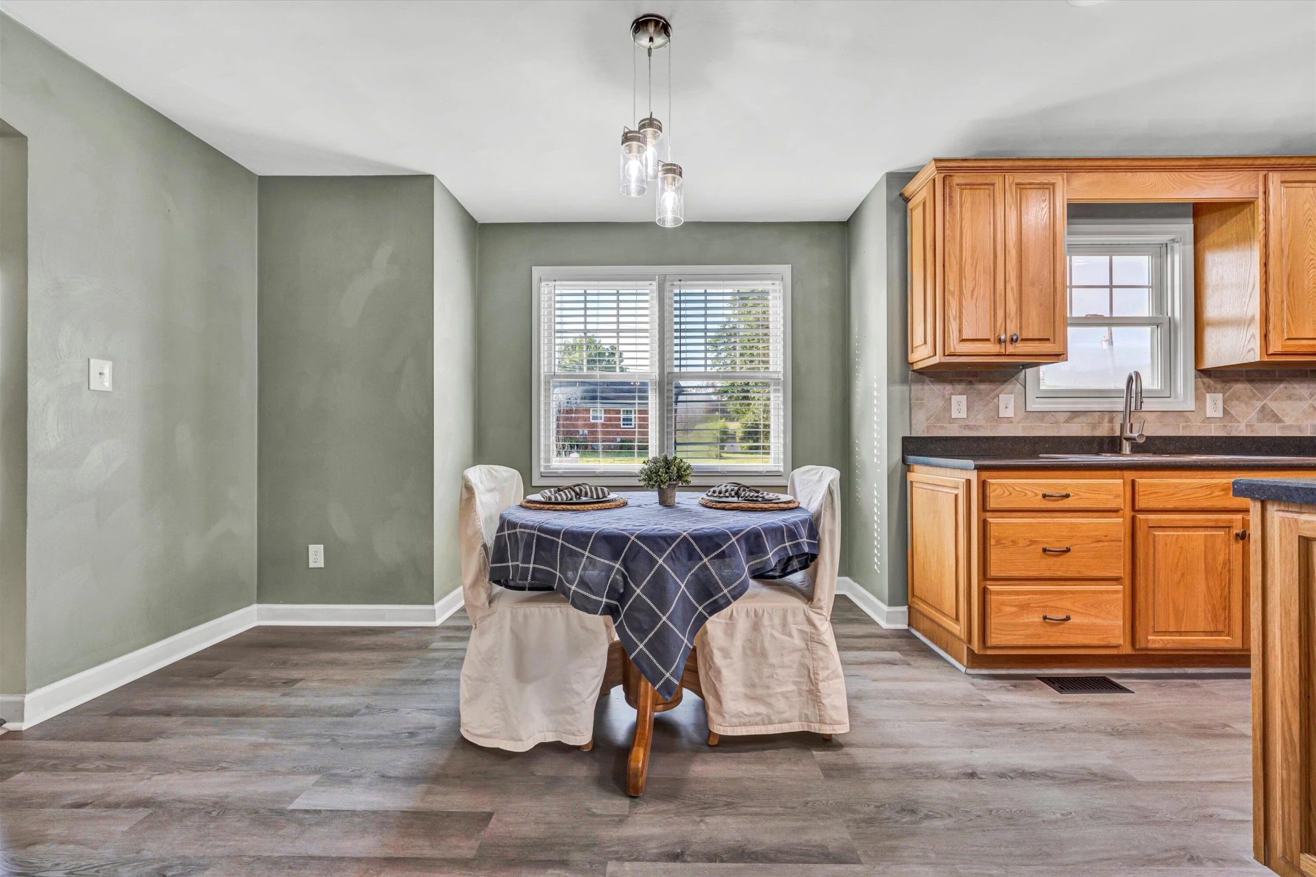 247 Ivy LN - Photo 15