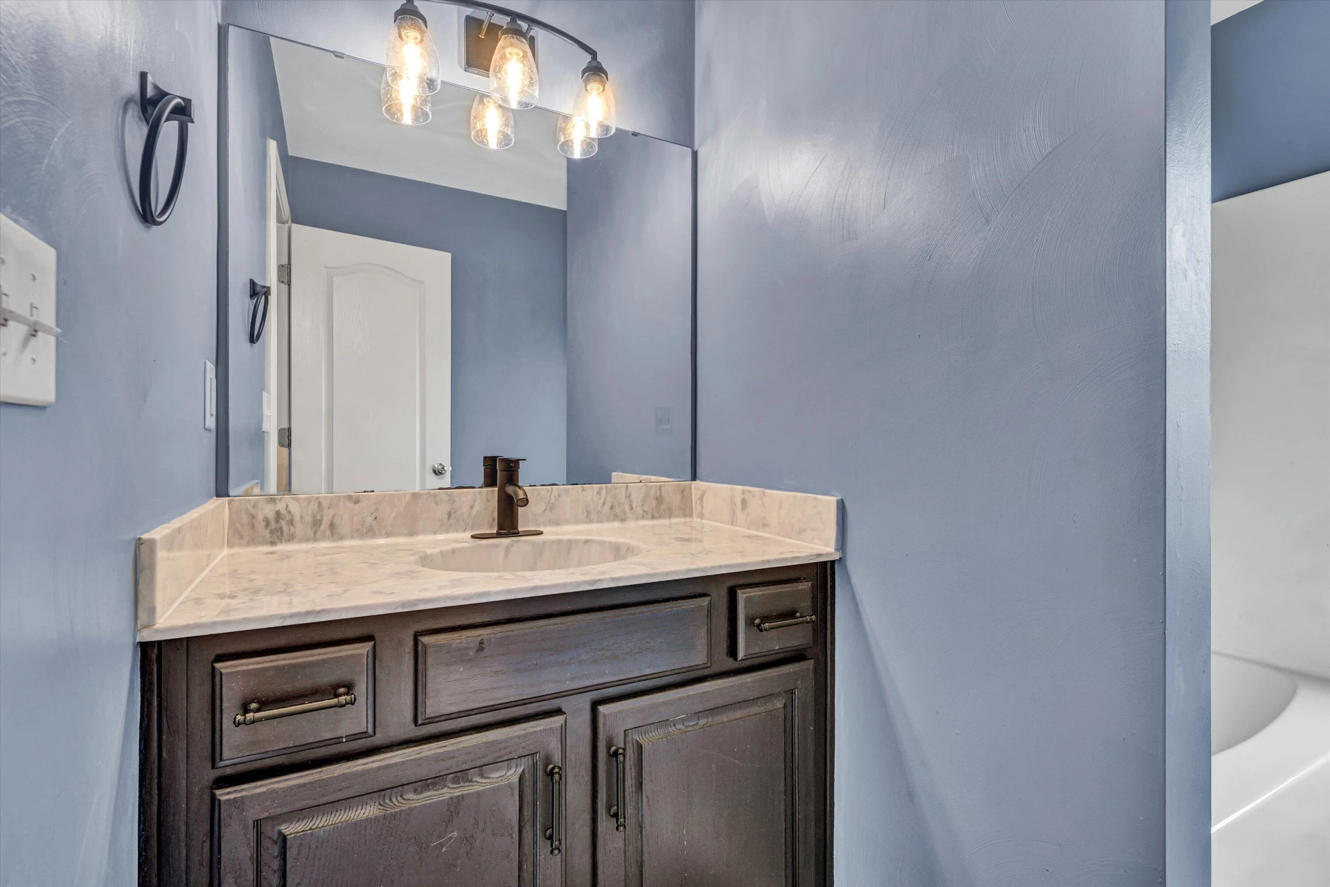 247 Ivy LN - Photo 30