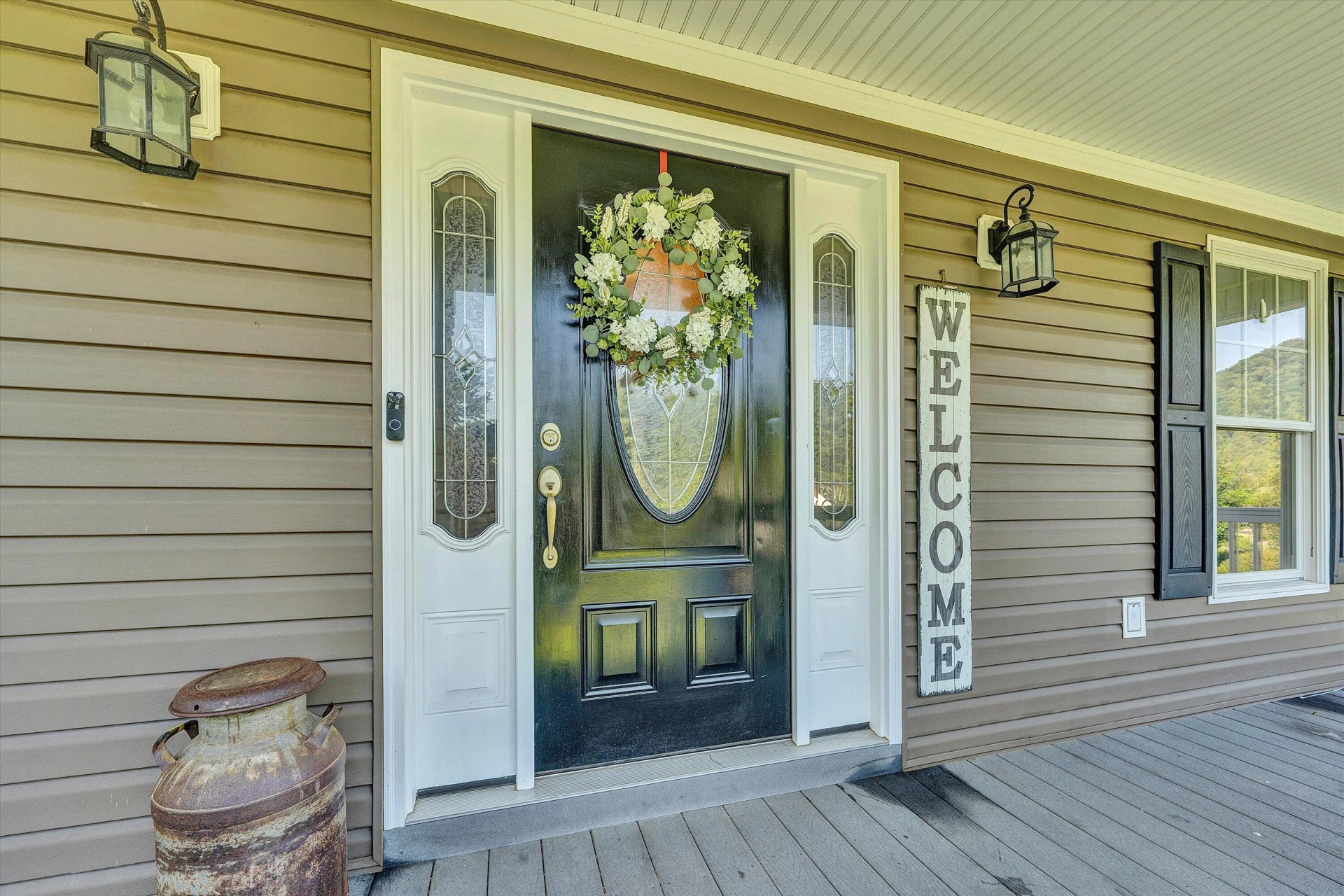 247 Ivy LN - Photo 4