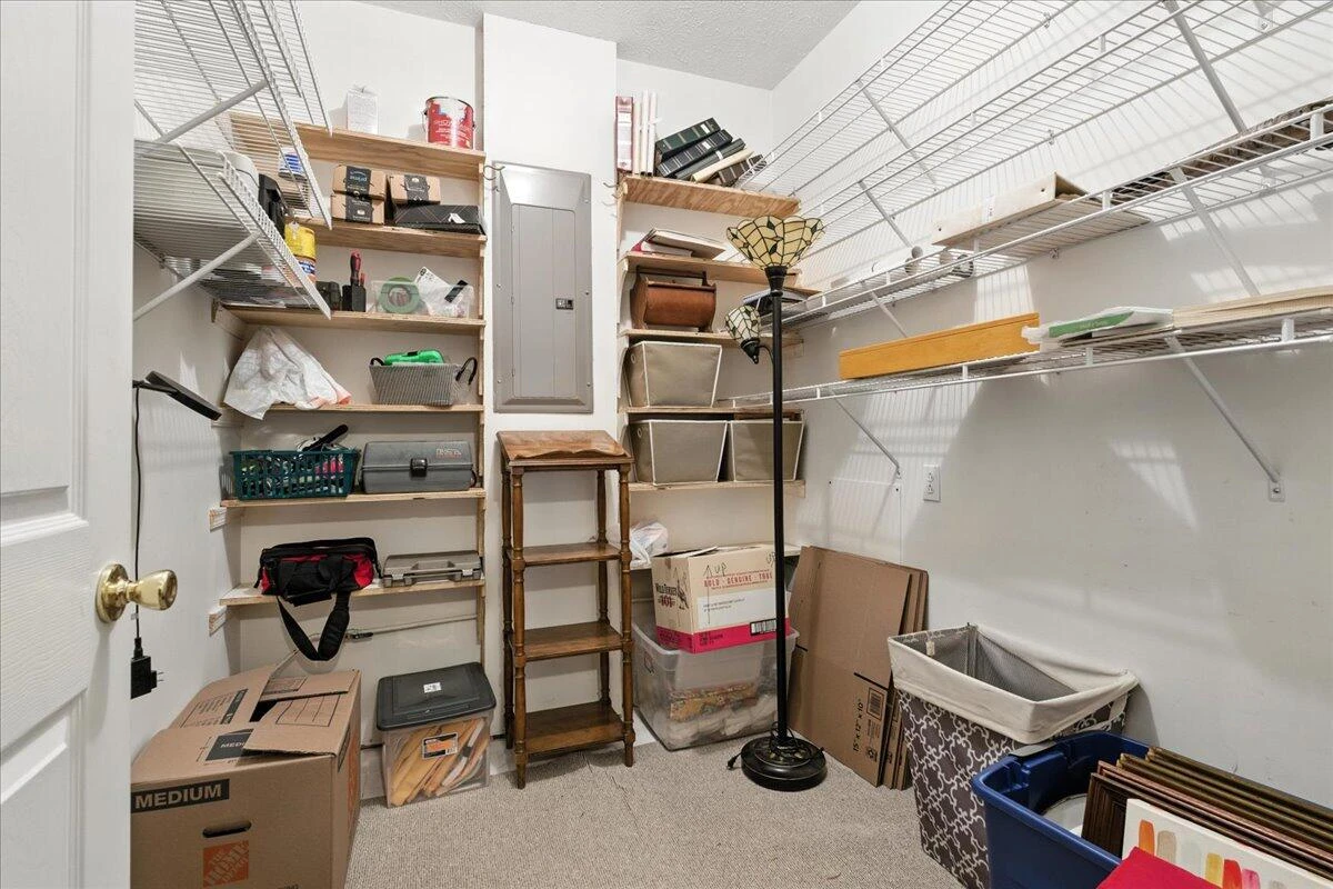 109 Woodcreek RD - Photo 40