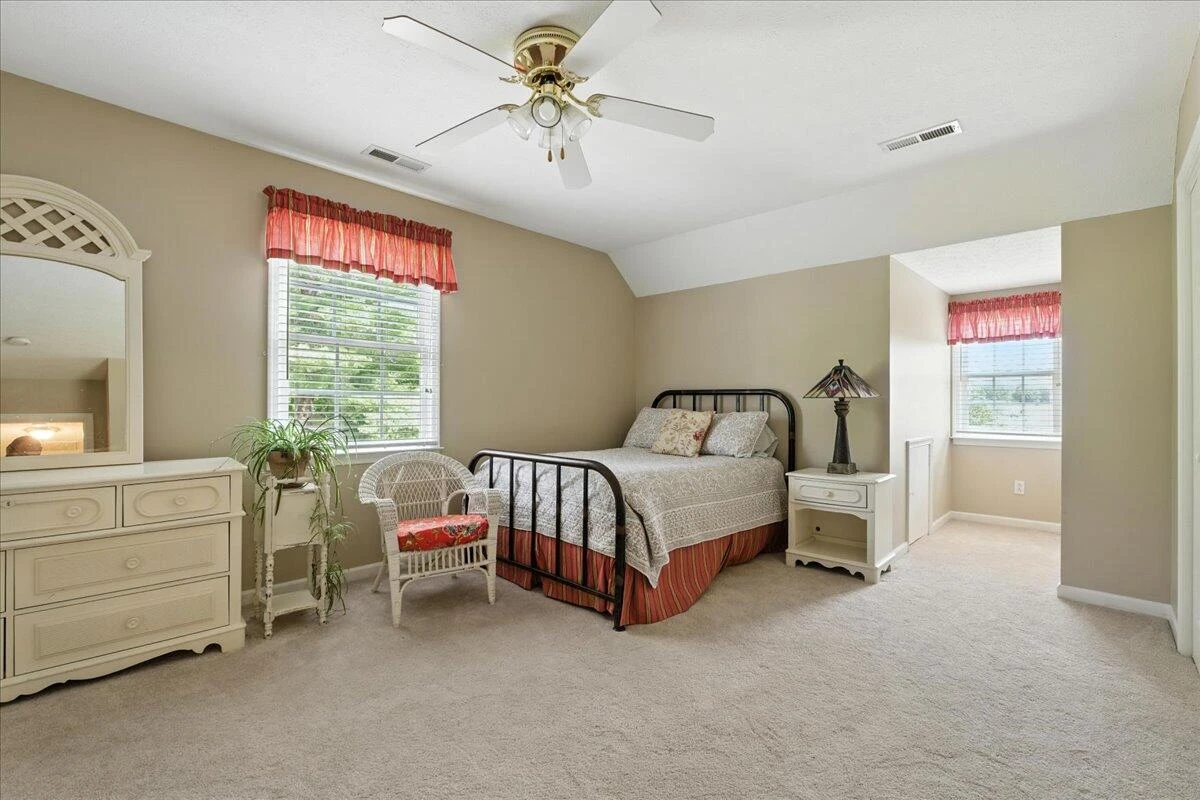 109 Woodcreek RD - Photo 44