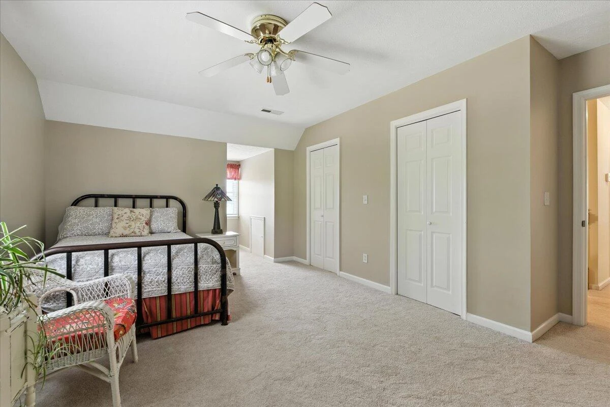 109 Woodcreek RD - Photo 45