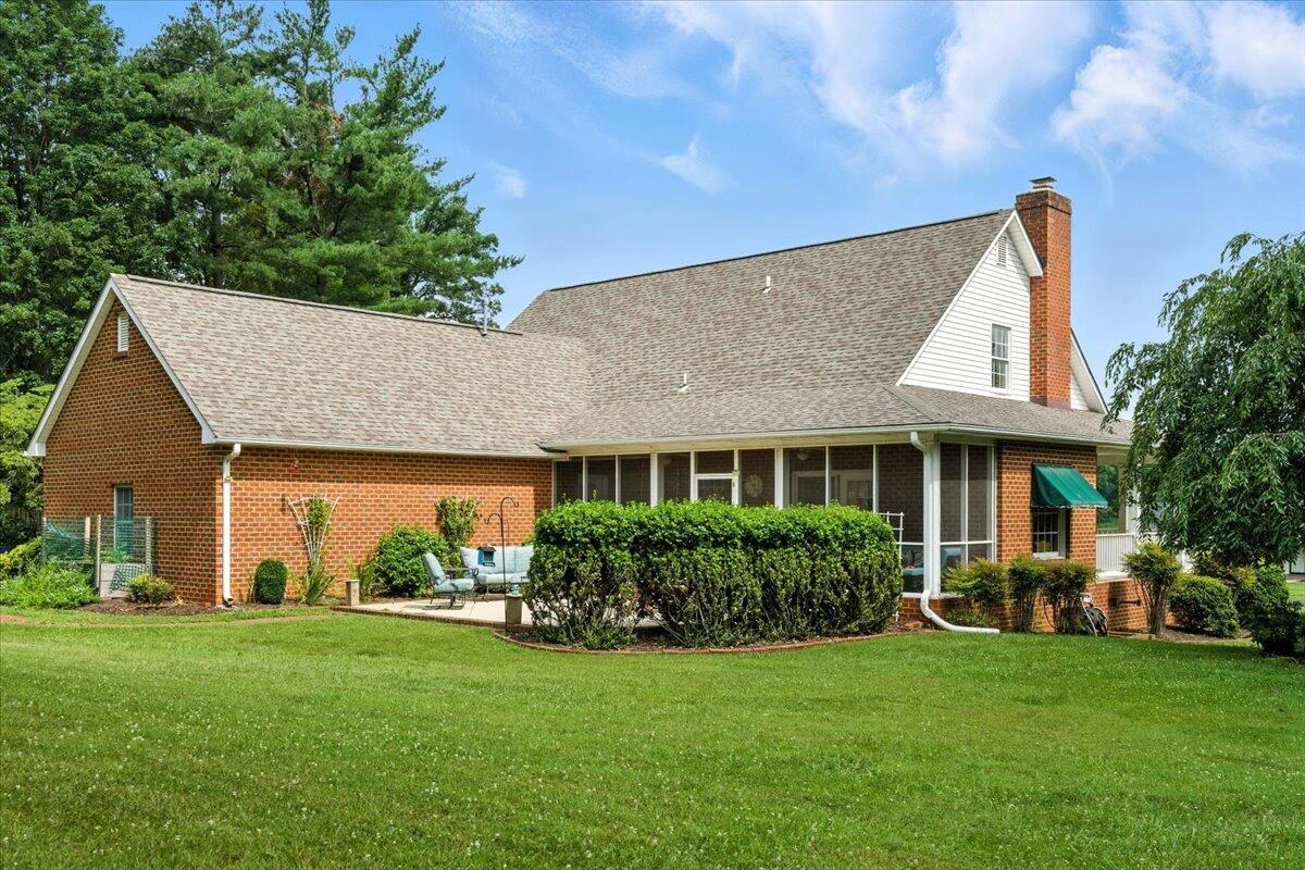 109 Woodcreek RD - Photo 54