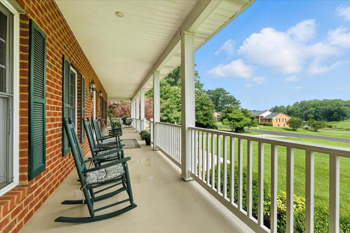 109 Woodcreek RD - Photo 10