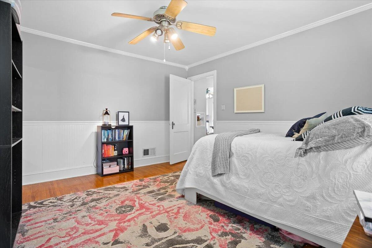 3546 Grandin RD - Photo 22