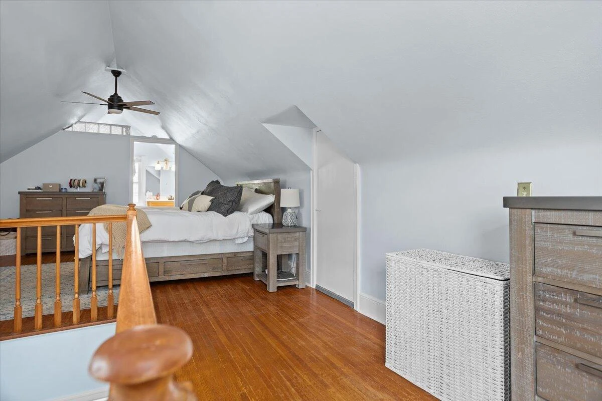3546 Grandin RD - Photo 24