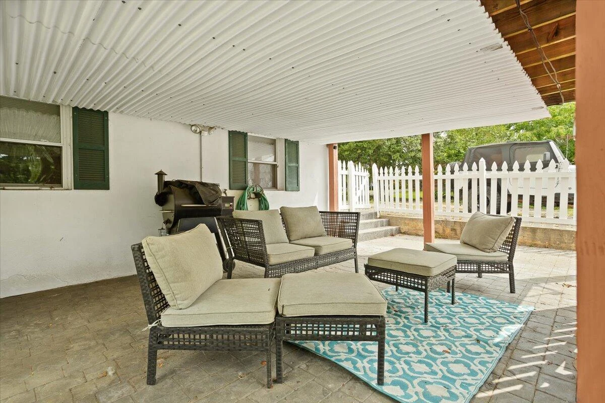 3546 Grandin RD - Photo 36