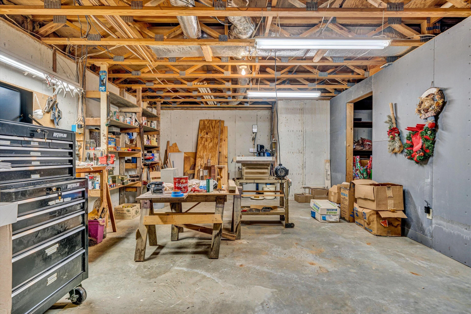 6530 Trevilian RD - Photo 45