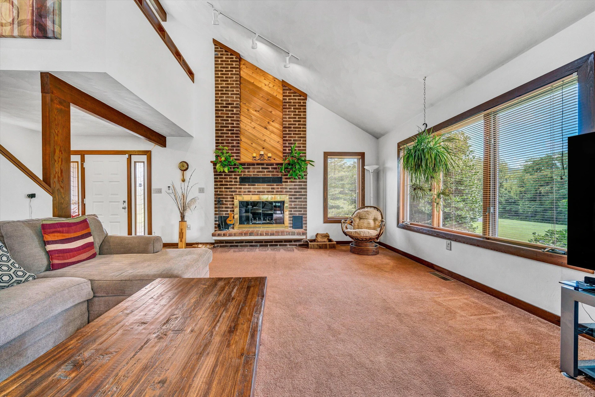 6530 Trevilian RD - Photo 11