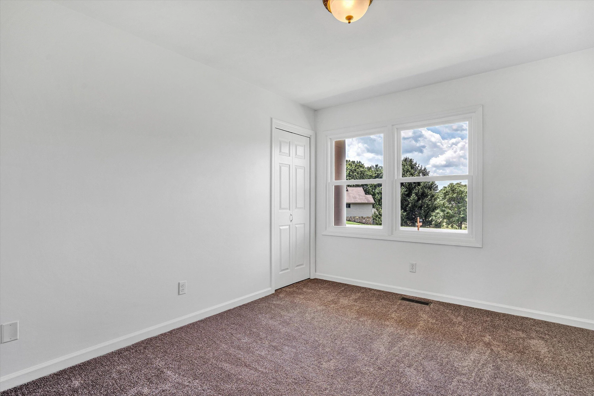 26 Carriage LN - Photo 29