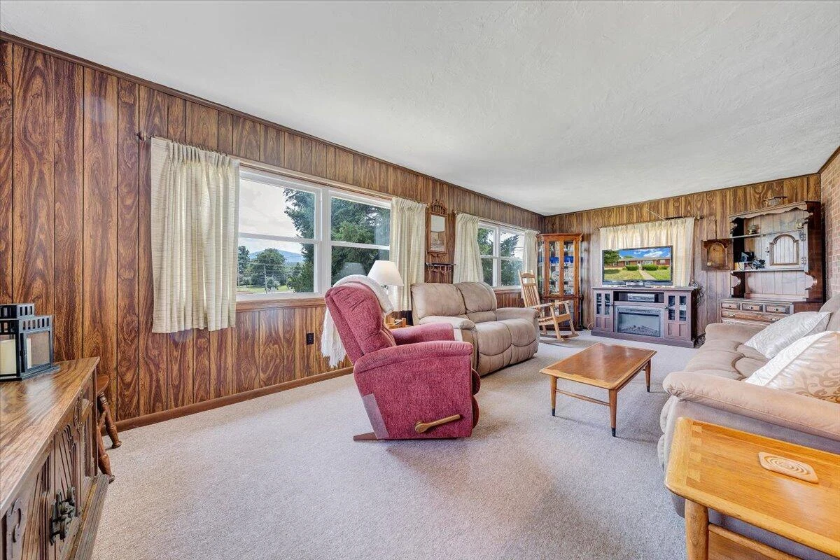 3705 Hawley DR - Photo 12