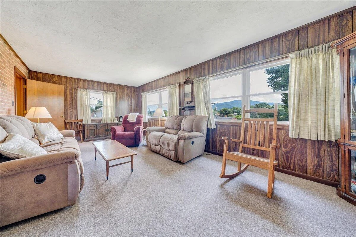 3705 Hawley DR - Photo 14
