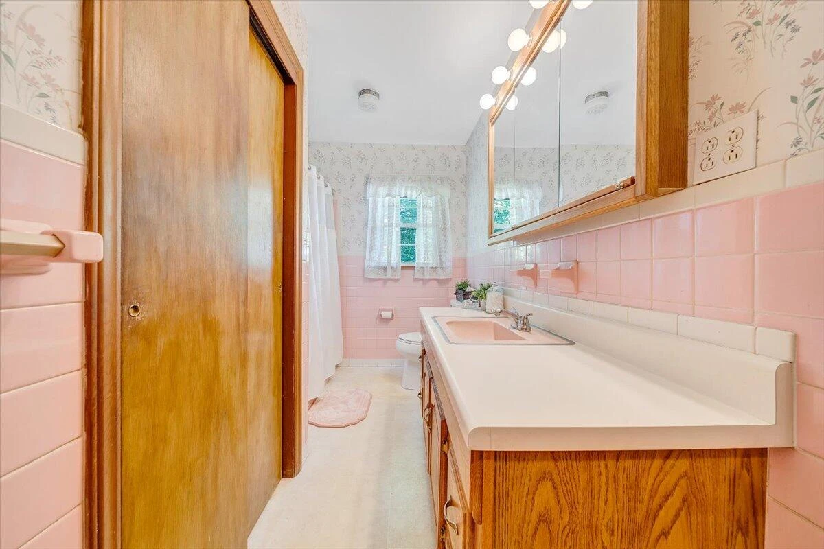 3705 Hawley DR - Photo 17
