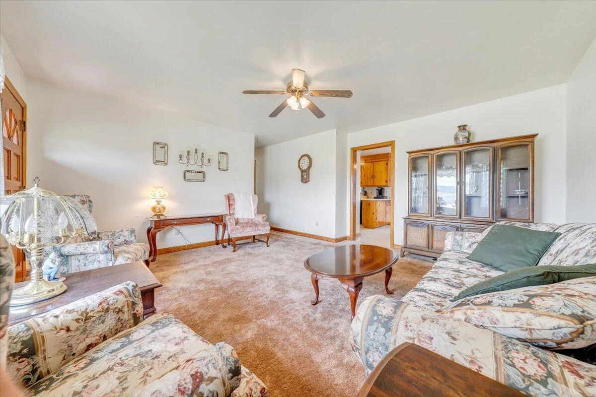 3705 Hawley DR - Photo 6