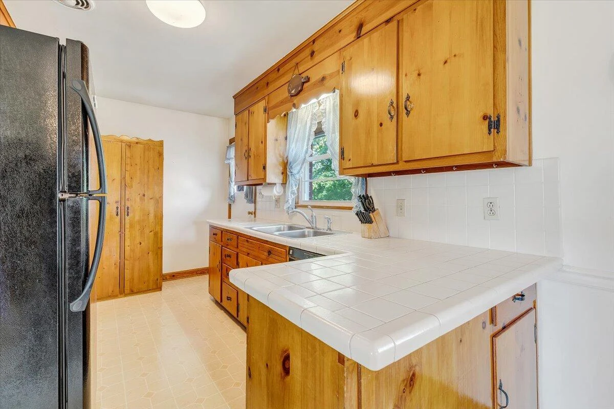 3705 Hawley DR - Photo 9
