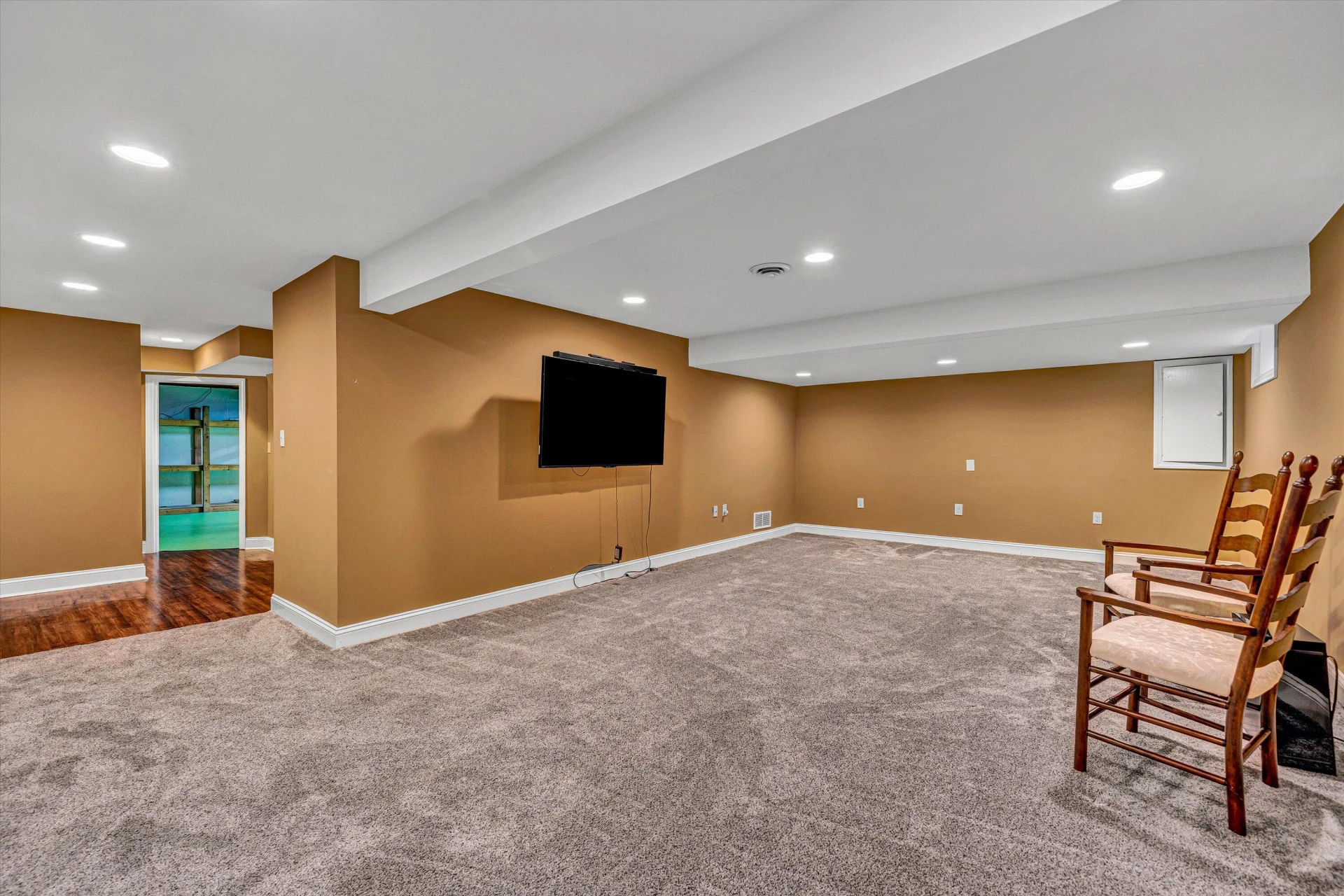 2865 Jefferson ST - Photo 39