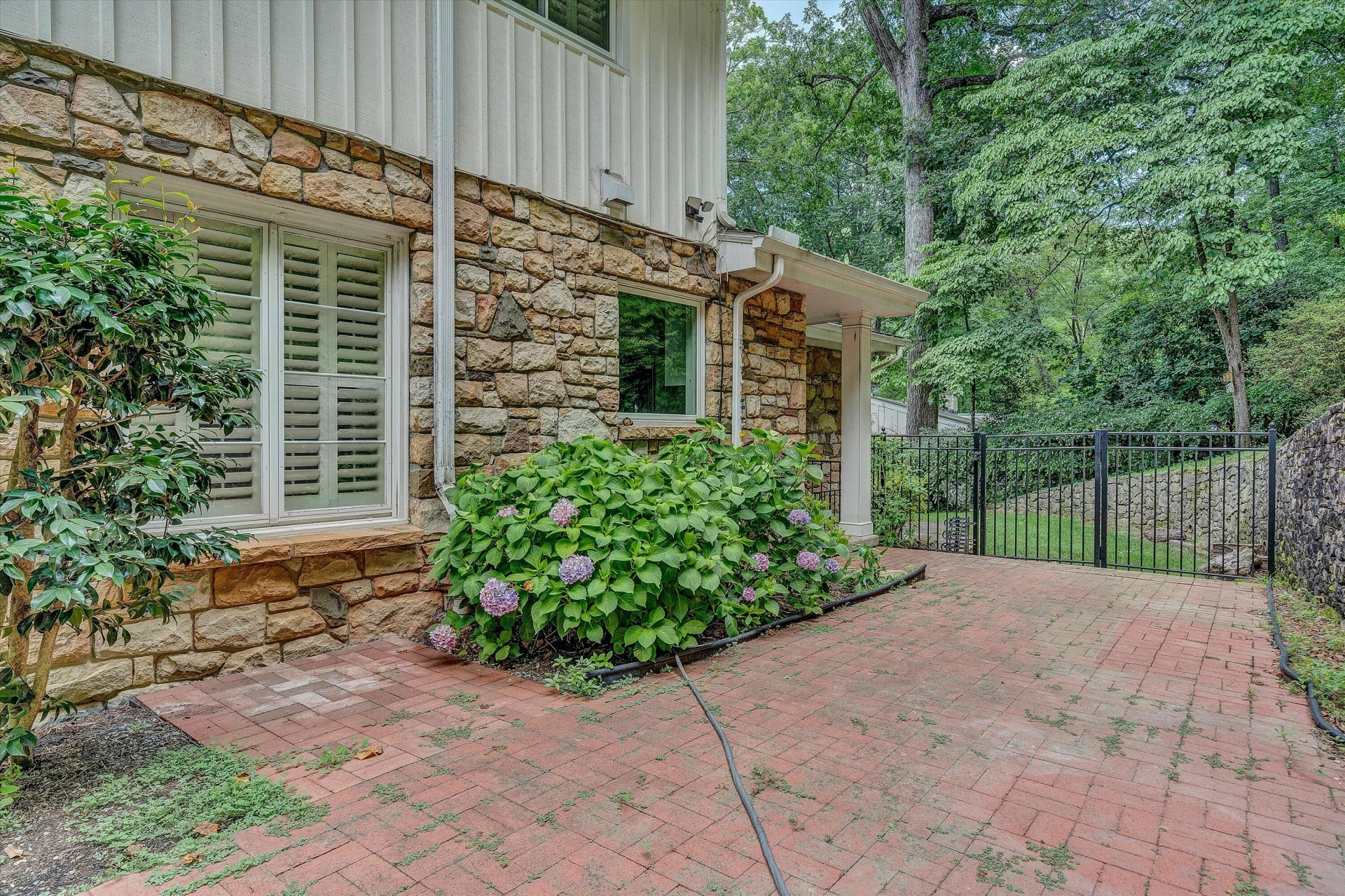 2865 Jefferson ST - Photo 47