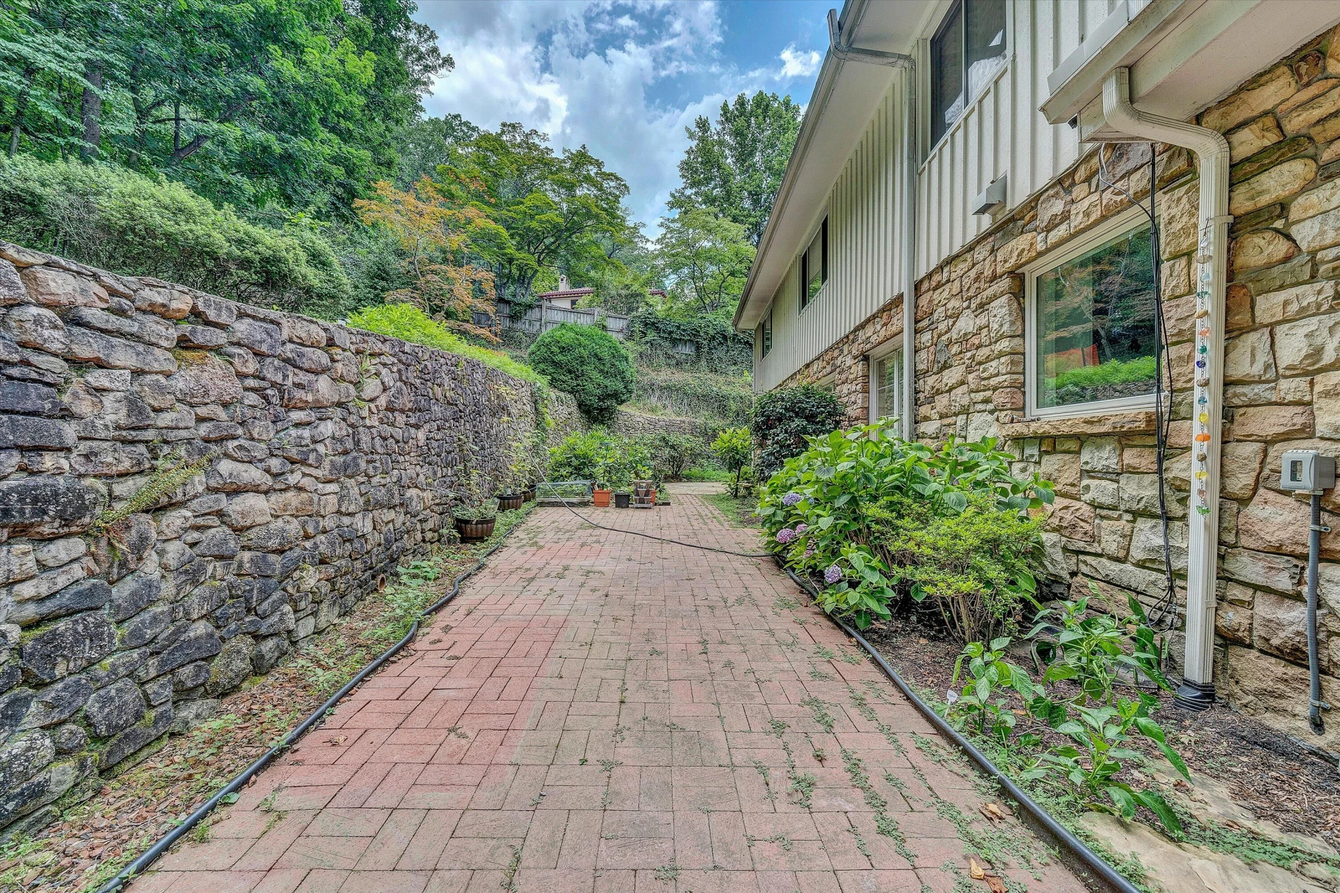2865 Jefferson ST - Photo 48